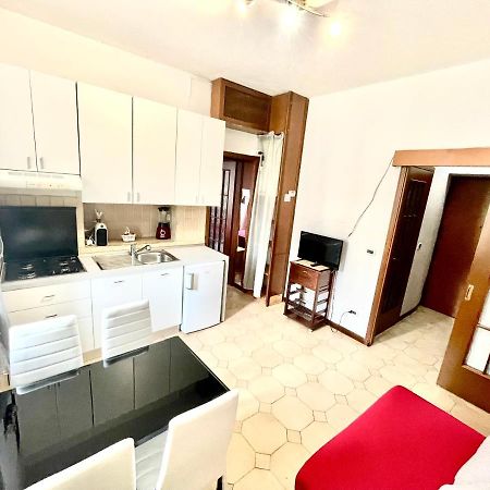 Appartamento Marghera Indipendente มิลาน ภายนอก รูปภาพ